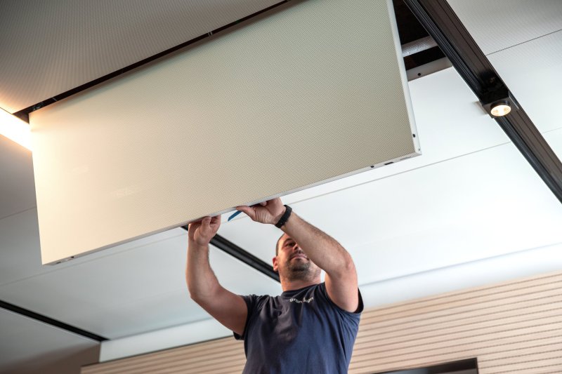 Square Radiant Metal Panel - Die Heiz-/ Kühldecke aus Metall