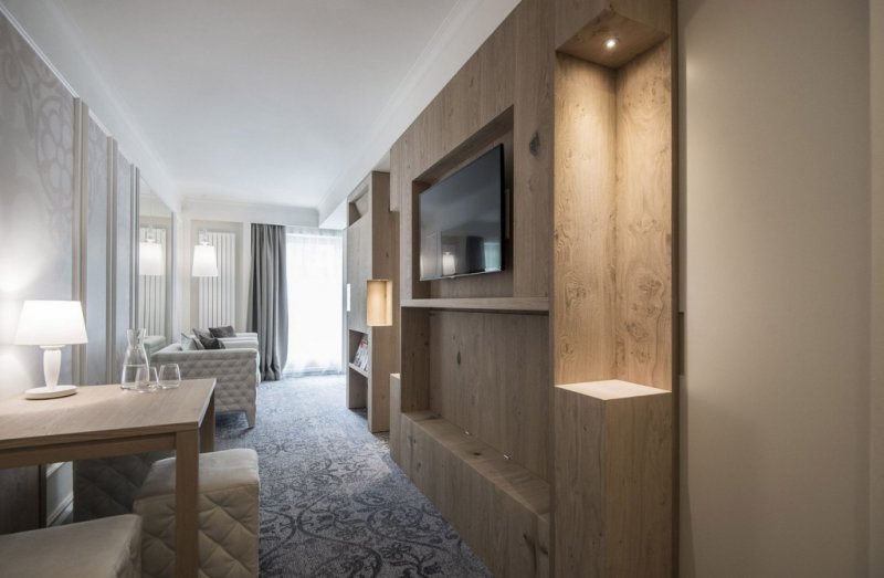 FAMILIENHOTEL CAVALLINO BIANCO, SÜDTIROL